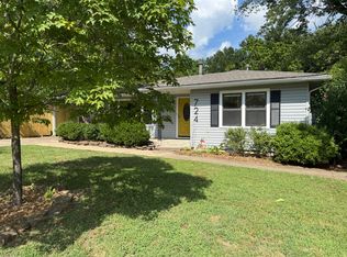 724 S Church Ave, Fayetteville, AR 72701