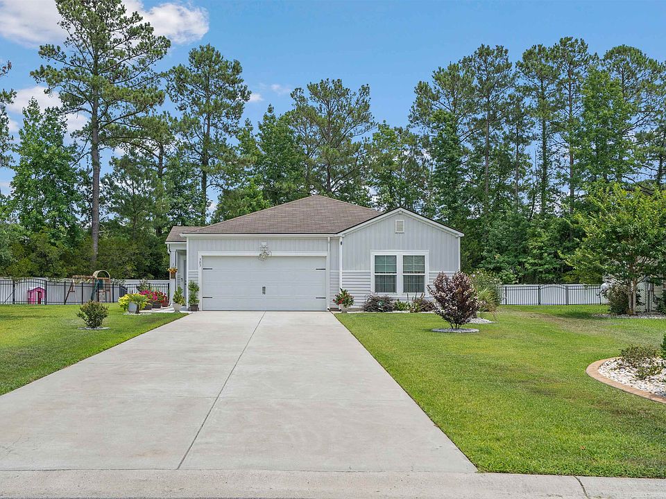 1st image of 383 Hidden Cove Dr.