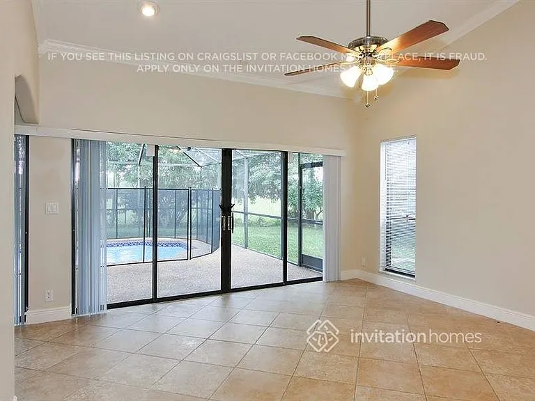 7002 NW 38th St — Photo 6