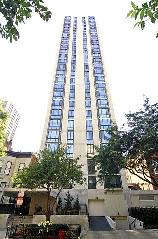 1st image of 1530 N Dearborn Pkwy APT 25S