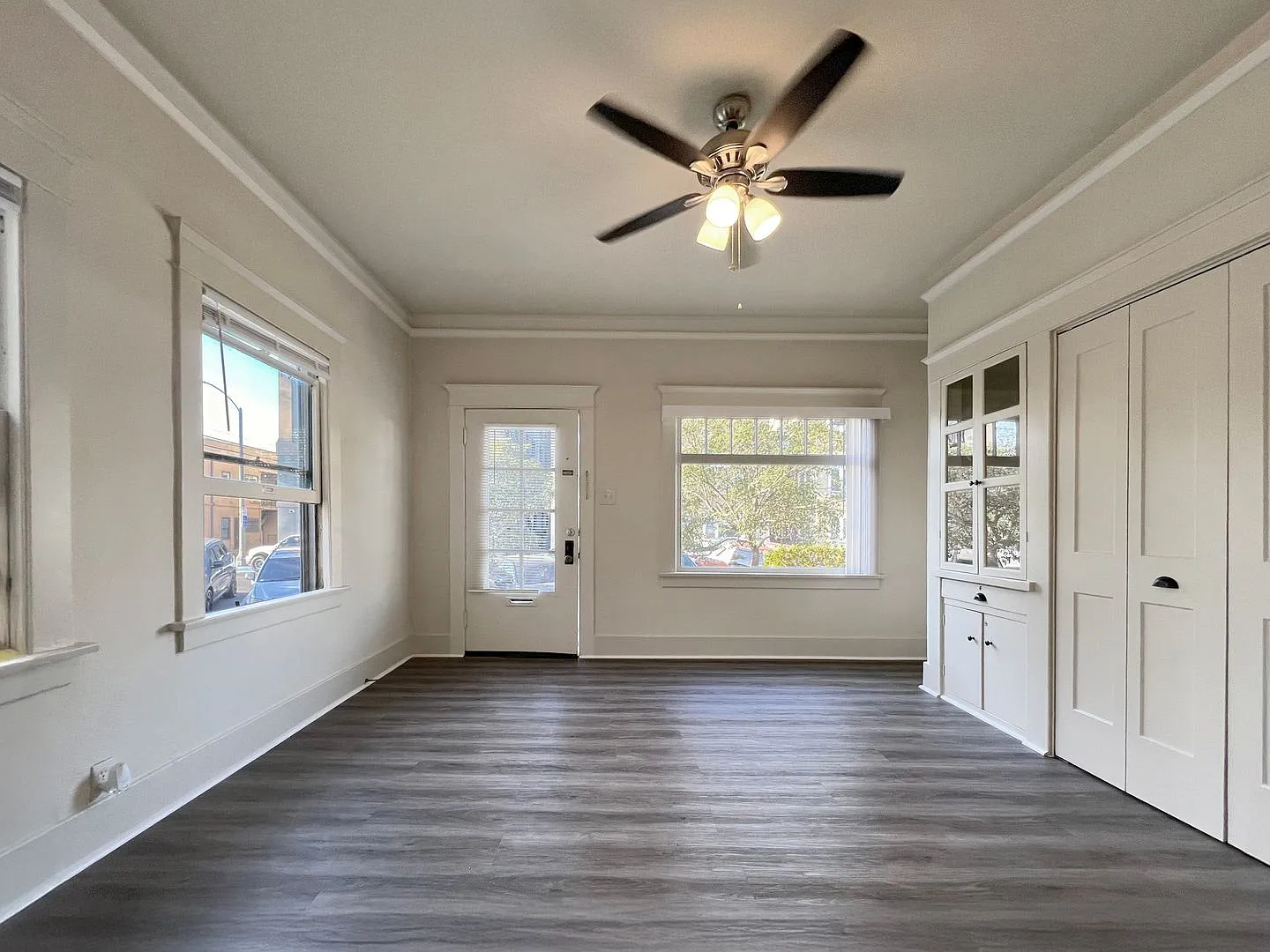 LB0308 — Photo 1