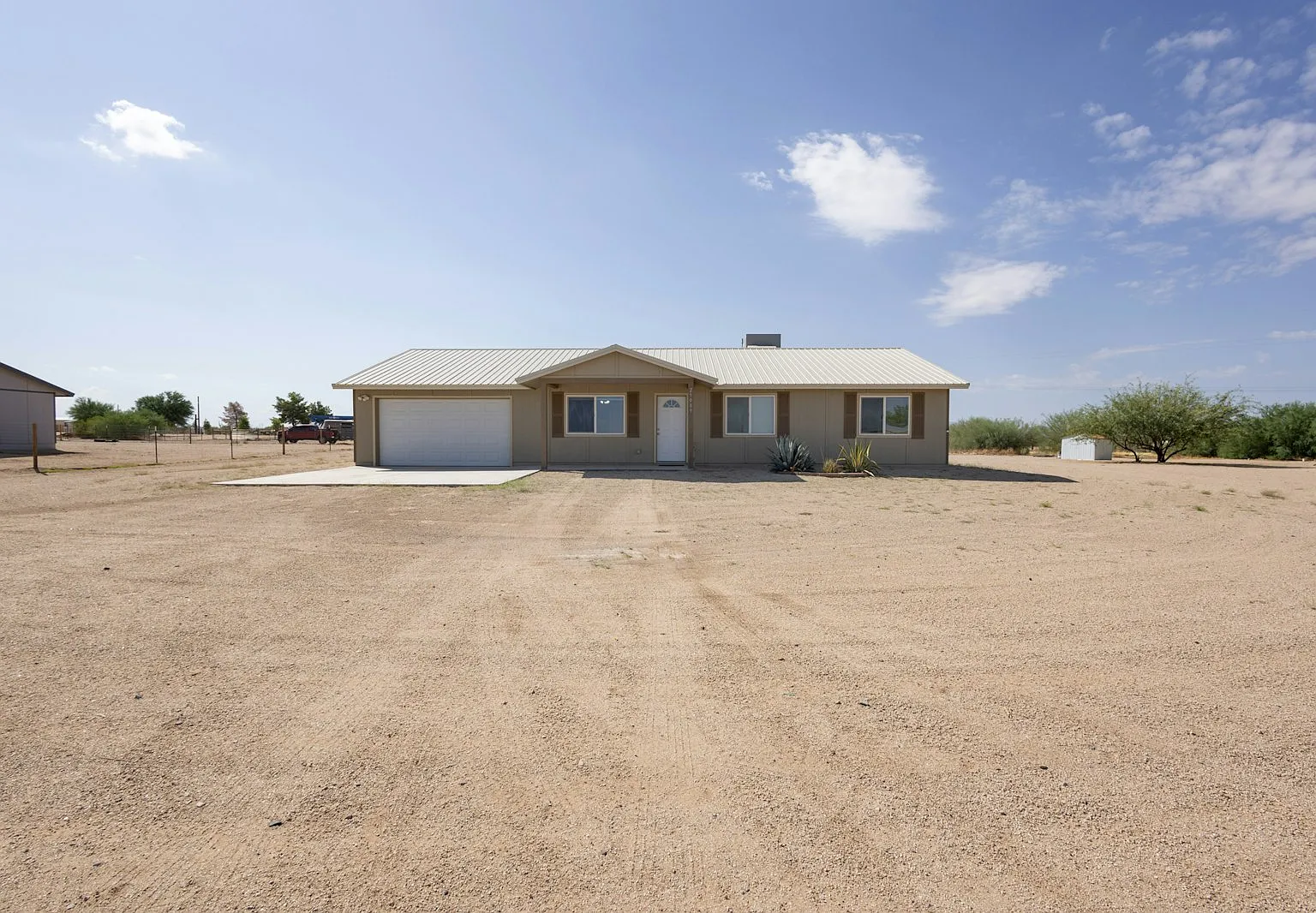 25009 East Chaplain Lane — Photo 1