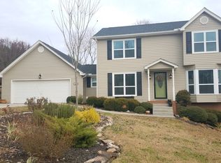 1909 Winding Ridge Trl, Knoxville, TN 37922