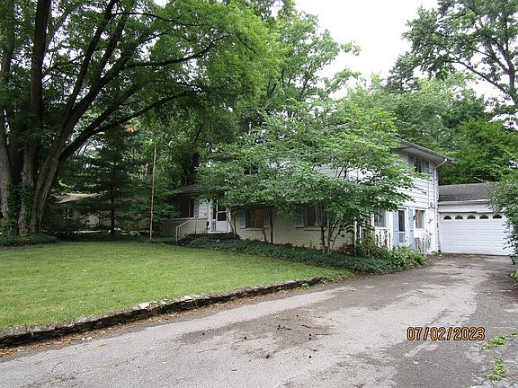 4th image of 1340 Orchard Park Dr N