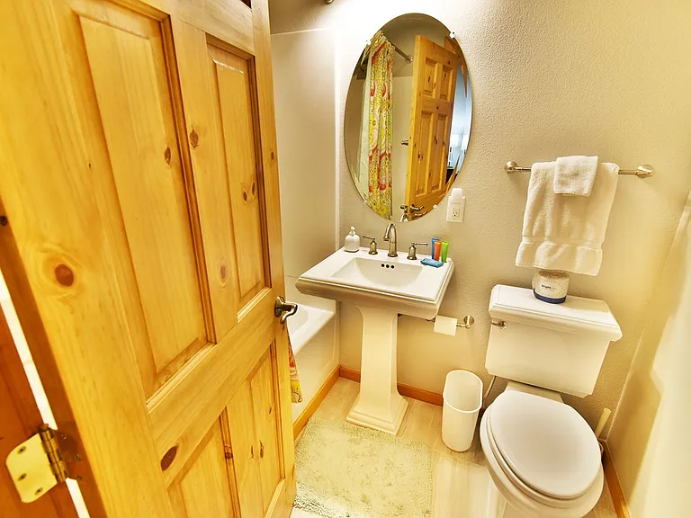 97 Sunset Dr — Photo 49