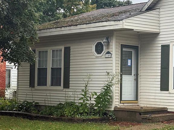 5th image of 140 Alexander St