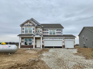393 N Bur Oak Dr, Mooresville, IN 46158
