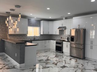 8407 Aura Ave, Northridge, CA 91324