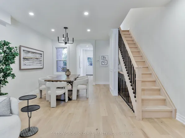 28 Eastmount Ave, Toronto, ON M4K 1V1