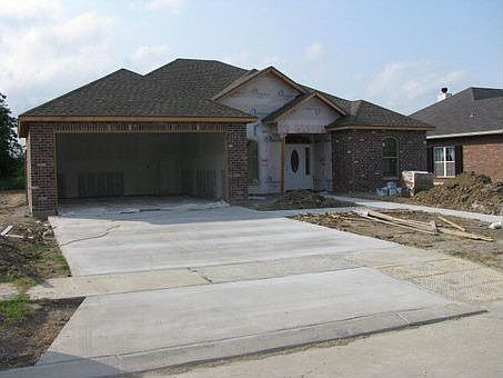 1st image of 606 Shadowlawn Dr