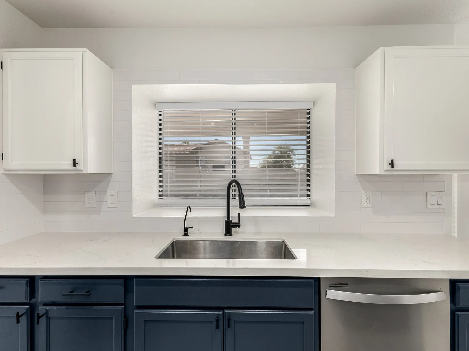 3 bed, 1535 sqft, $2,700 — Photo 3