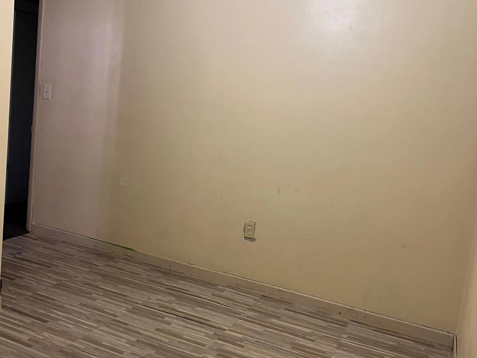 702 Baer Ave — Photo 3