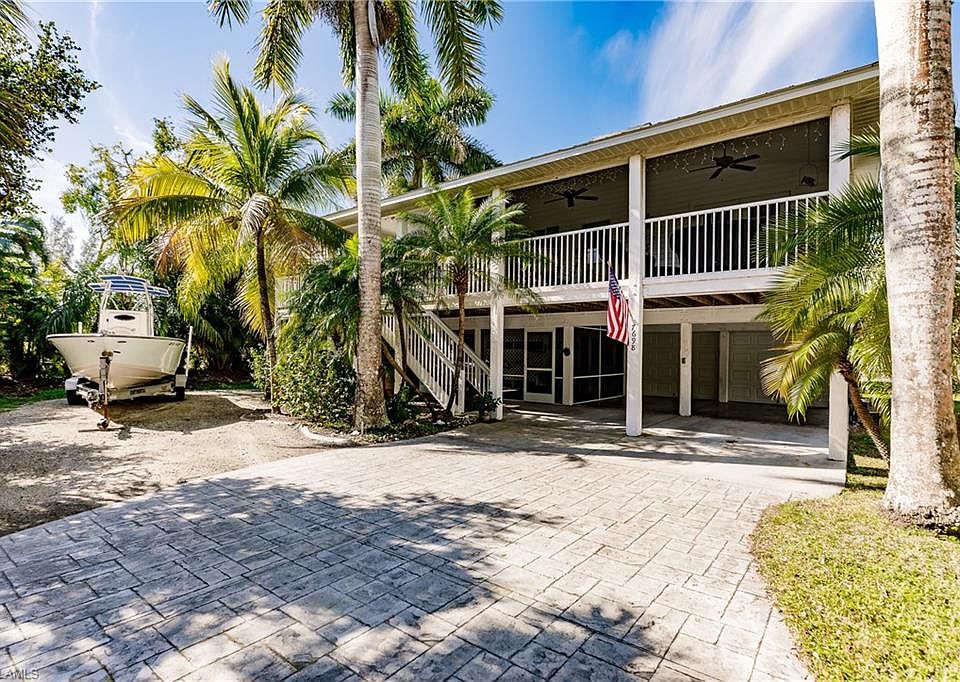 1st image of 7698 Myrsine Cir