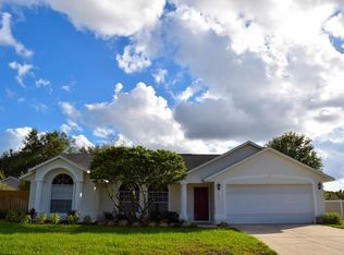 1707 Queen Palm Dr, Apopka, FL 32712