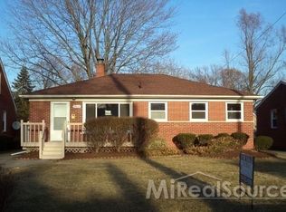 19464 Dalby St, Redford, MI 48240