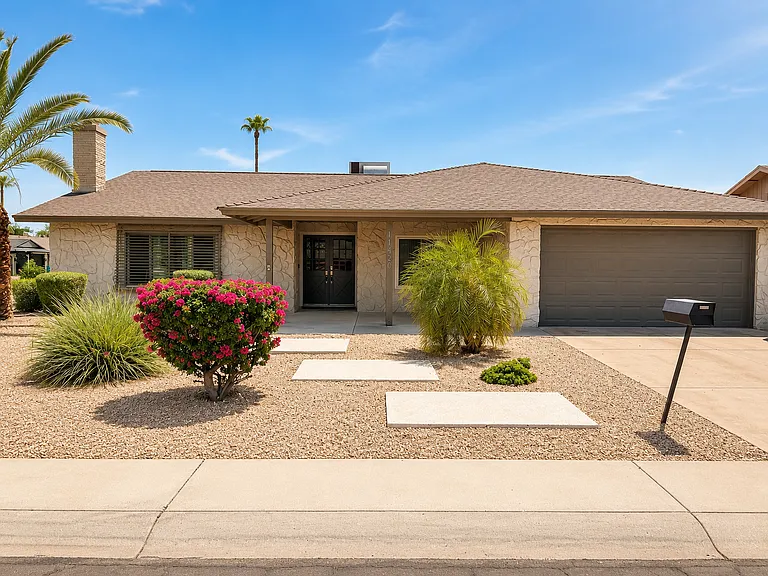 11460 S Pawnee Cir — Photo 1