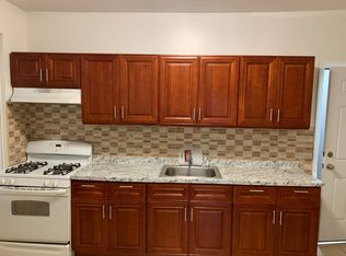 140-07 Rockaway Blvd APT 2R, Jamaica, NY 11436