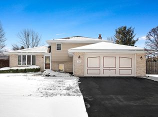 3310 Edgecreek Dr, New Lenox, IL 60451