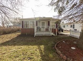 1956 Garner Ave, Oregon, OH 43616