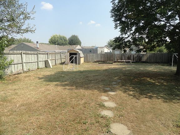 5th image of 1126 Edgebrook Dr