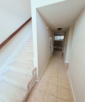 2nd image of 105 Briarview Cir