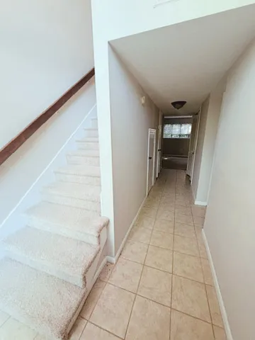 105 Briarview Cir — Photo 2