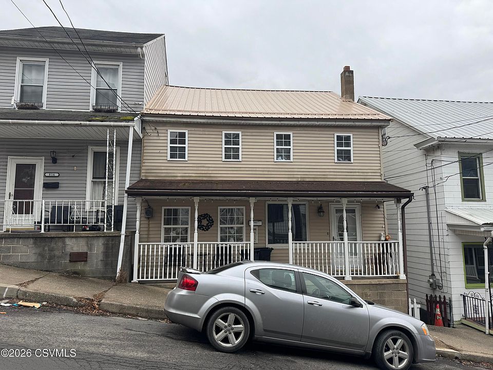 1st image of 812 E Dewart St