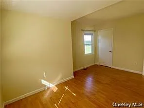 5 Louis Ave — Photo 10