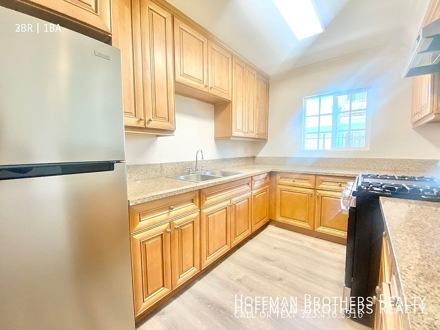 1st image of 10216 S 10th Ave #2