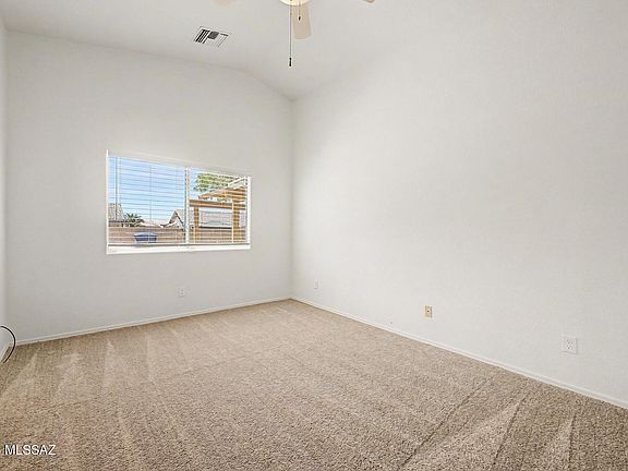 4th image of 10052 E Paseo