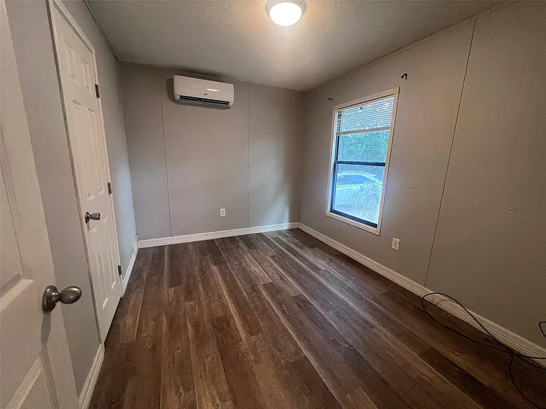115 W Mulberry Ave #B — Photo 12