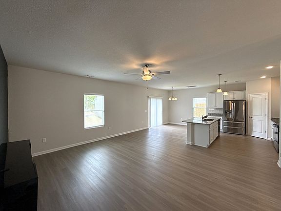 5th image of 6225 Lowe Ln