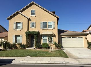 7083 Cottage Grove Dr, Corona, CA 92880