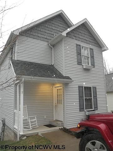 1st image of 7 Lafollette Dr