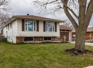 56 Elgar Ave, Hamilton, ON L9C 4E1