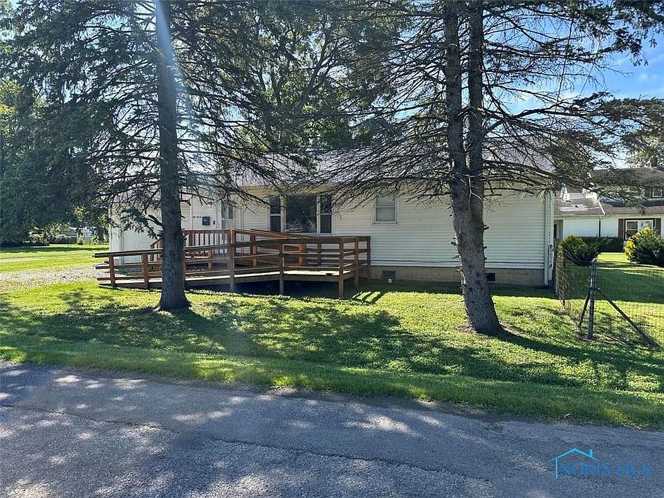 1st image of 384 Glad St