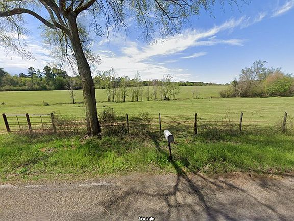 3rd image of 1373 County Road 1517