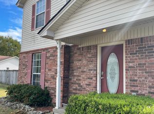 164 Rolling Oaks Dr, Maumelle, AR 72113