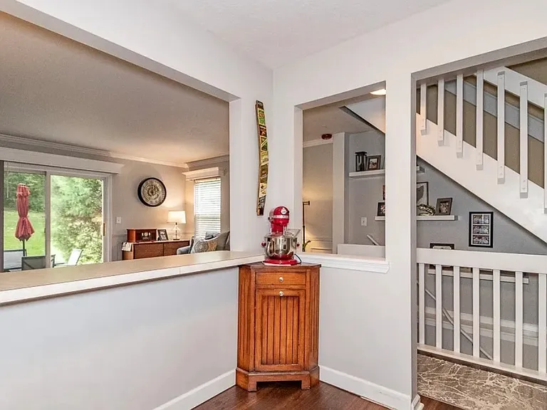 1254 Meadow Run — Photo 15