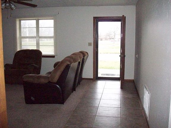 5th image of 501 Eastgate Ave
