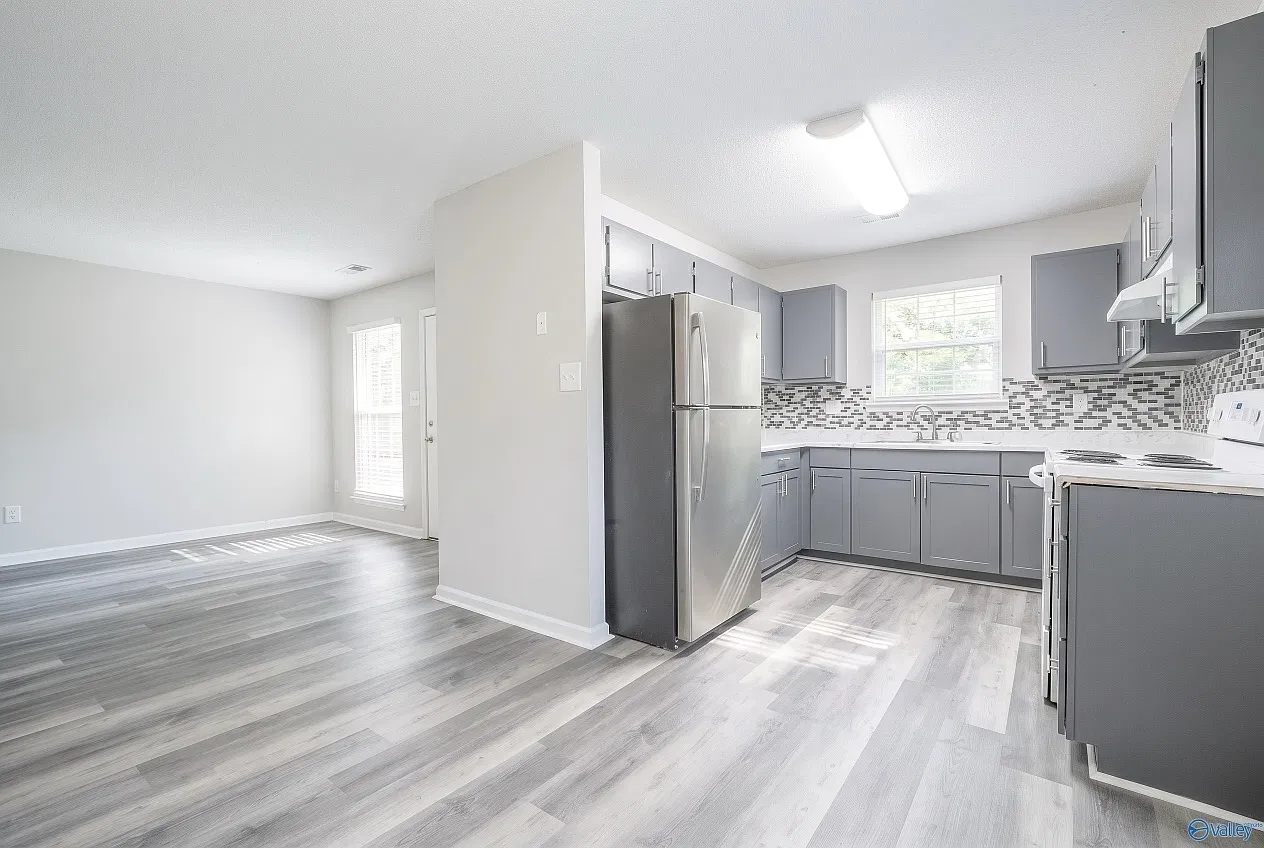 2 bed, 925 sqft, $1,195 — Photo 3
