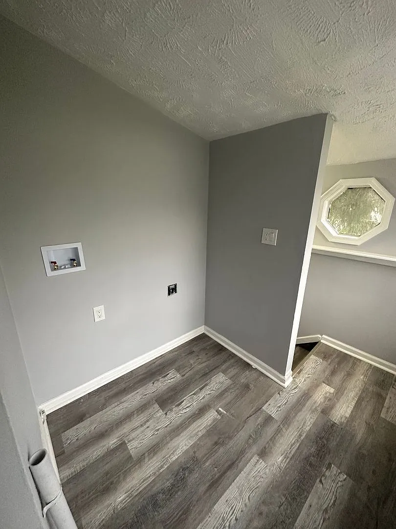 3bd Single Garfield Section 8 *All Utilities Included* *Street Parking* — Photo 4
