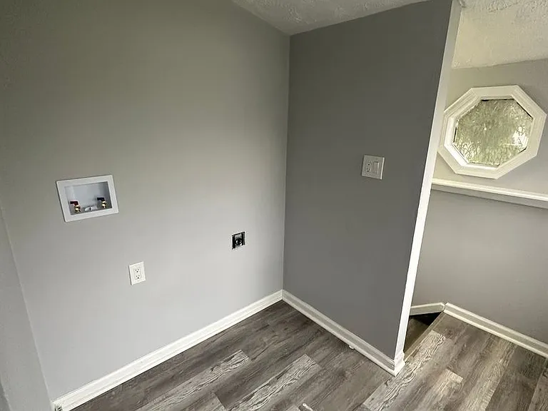 12323 Park Knoll Dr — Photo 4