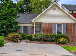 1734 Ternberry Rd, High Point, NC 27262