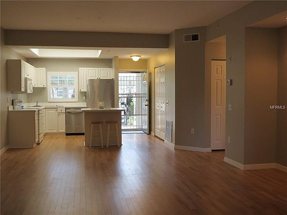 5th image of 4235 Castlebridge Ln Unit 1214