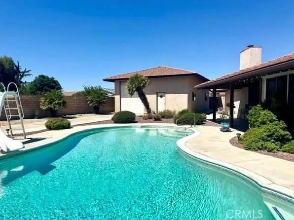 20277 Waco Rd, Apple Valley, CA 92308