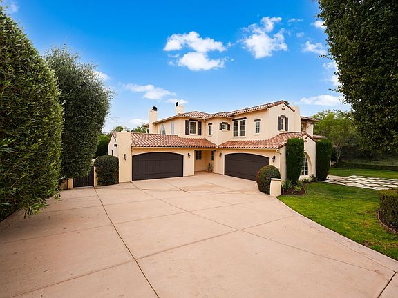 4th image of 468 Sereno Pl