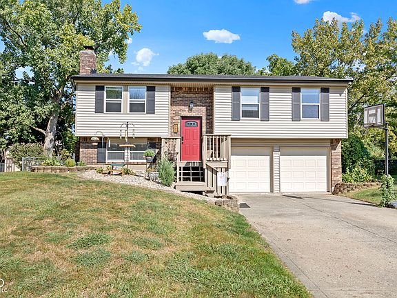 3rd image of 583 Shady Creek Dr