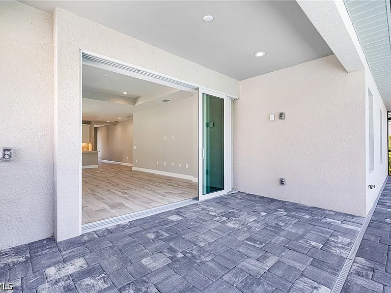 17812 Summerland Key Ct — Photo 29