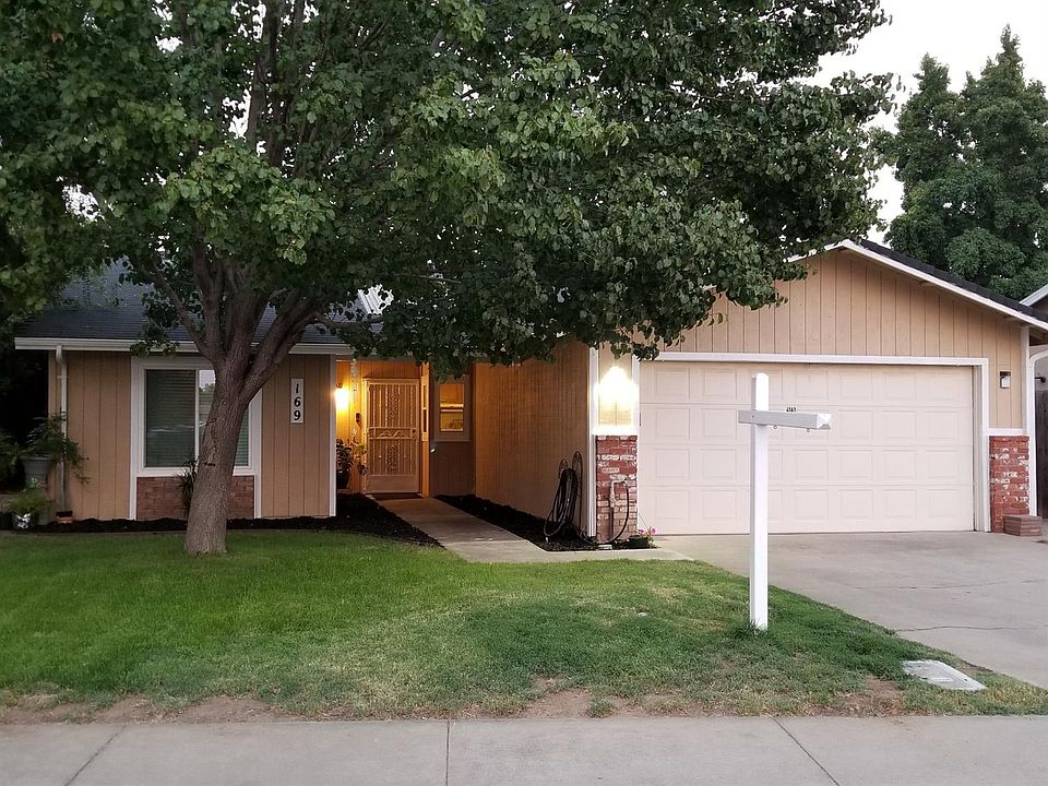 1st image of 169 Mulberry Cir
